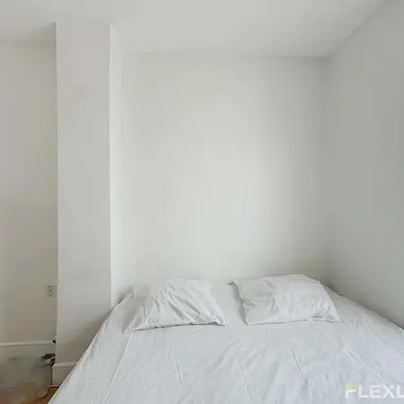 Flexliving - - Augereau Holiday home *