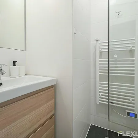 Flexliving - - Augereau Hébergement de vacances Paris